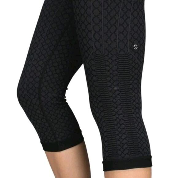 Lululemon Womens In The Flow II Crop Leggings Sz 2 – EUC - Picture 2 of 9